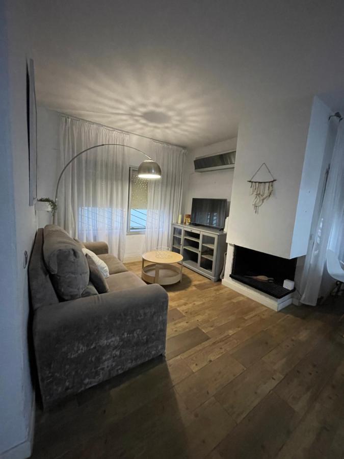 Mediterranean House - Habitaciones Privadas En Casa Compartida Mairena del Aljarafe Kültér fotó