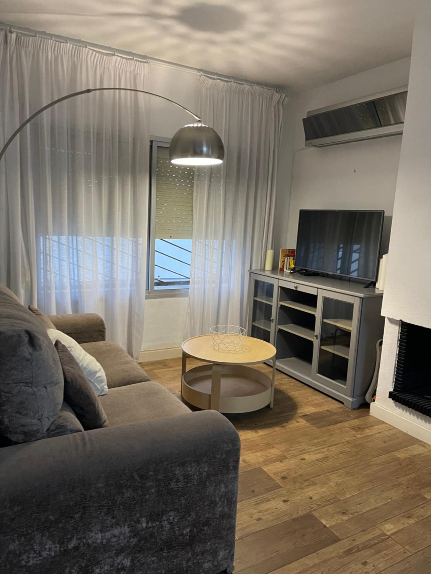 Mediterranean House - Habitaciones Privadas En Casa Compartida Mairena del Aljarafe Kültér fotó