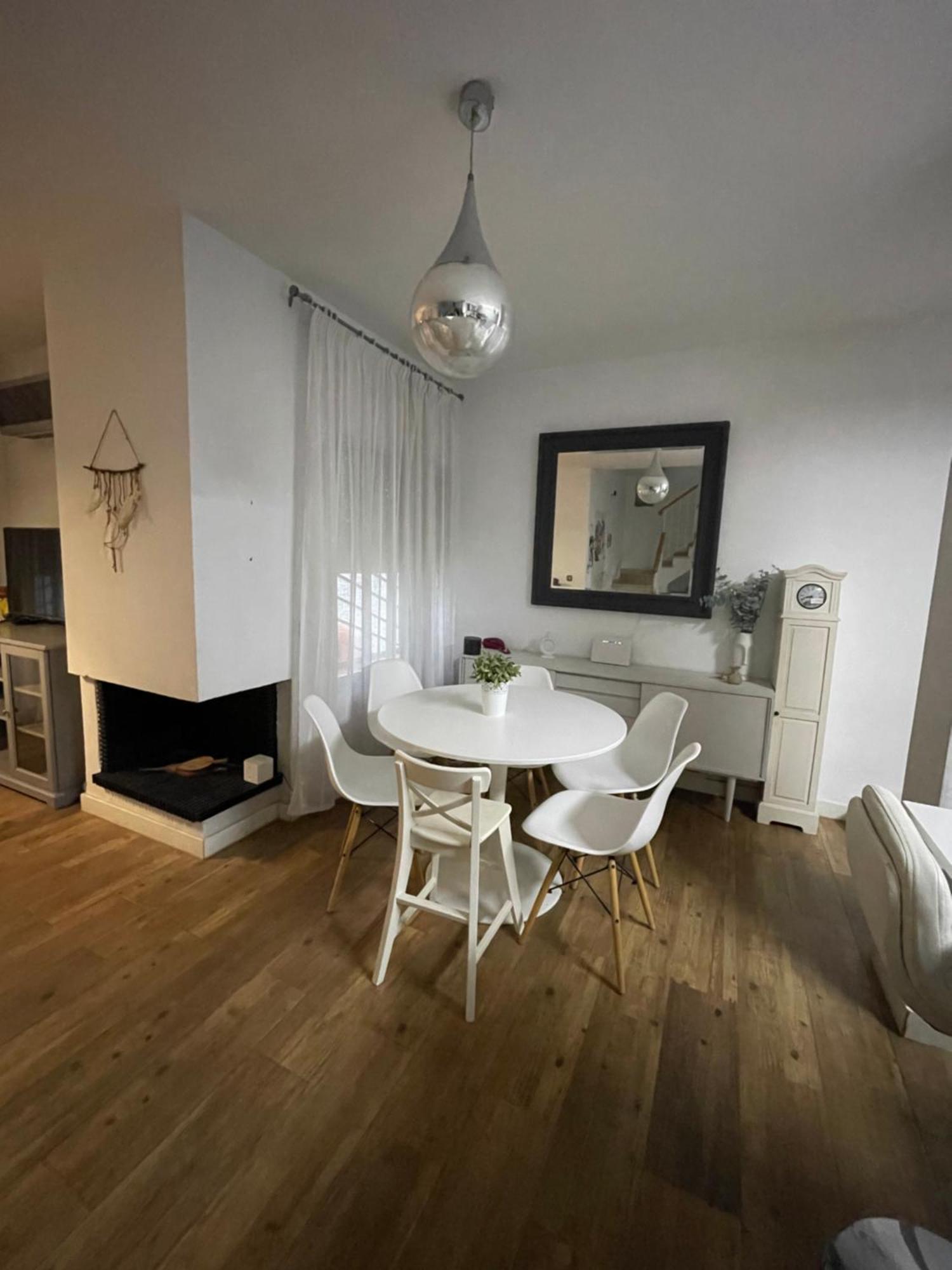 Mediterranean House - Habitaciones Privadas En Casa Compartida Mairena del Aljarafe Kültér fotó