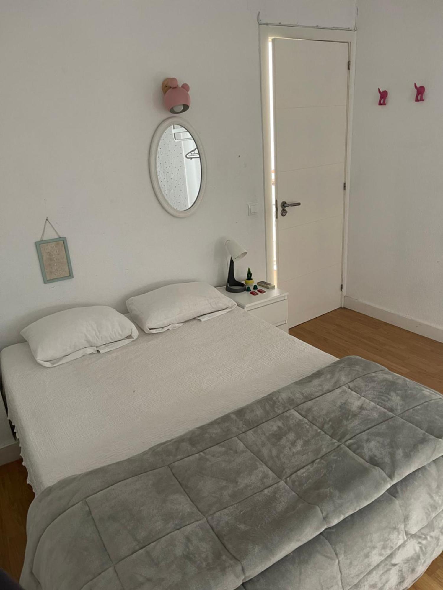 Mediterranean House - Habitaciones Privadas En Casa Compartida Mairena del Aljarafe Kültér fotó